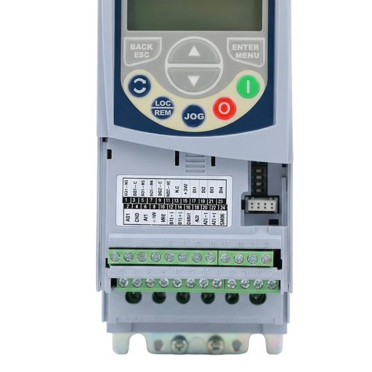 Kit Energia Solar Offgrid p/ Bombas até 2CV Trifásico 220V 3,72kWp 6 Painel Bifacial Sunova 620W WEG